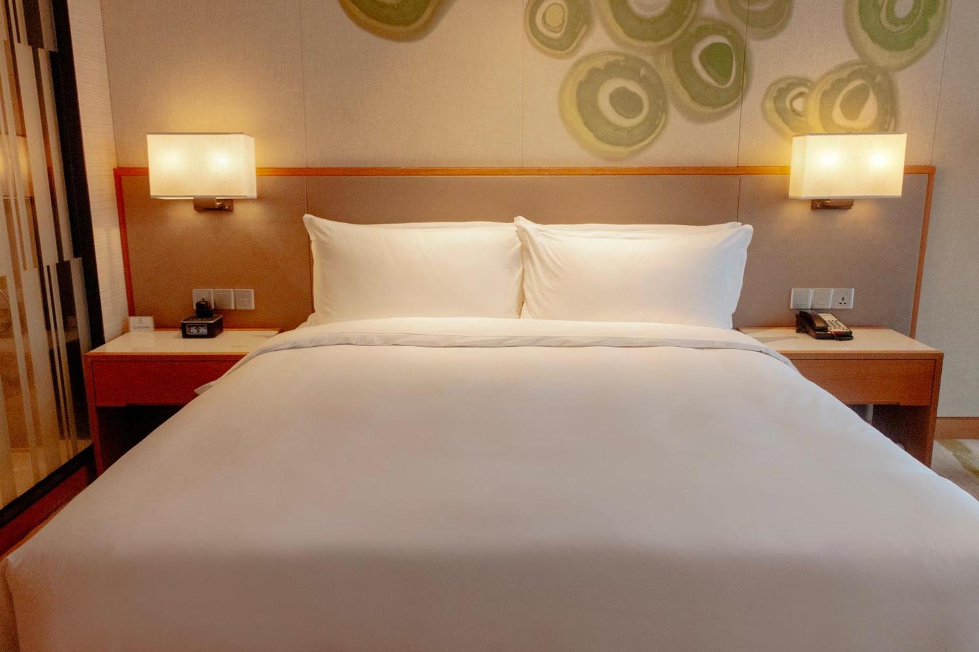 Holiday Inn Chengdu Qinhuang By Ihg Exterior photo